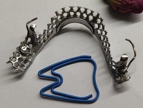 Marco parcial del metal de la dentadura del arco de la mandíbula de Casted